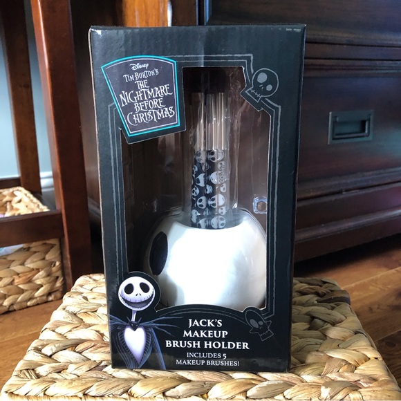 Disney Makeup Disneys Nightmare Before Christmas Jacks Makeup Brush Holder With 5 Brushes